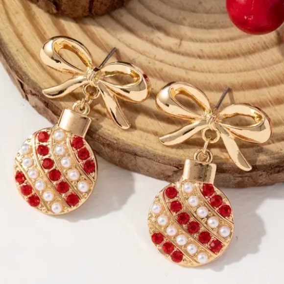 Pearl & Red Crystal Ornament with Bow Christmas Holiday Gold Toned Stud Earrings - Picture 3 of 3
